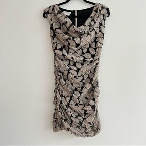 London Time Black Floral Lace Overlay Cinched Sides Sleeveless Mini Dress Size 4